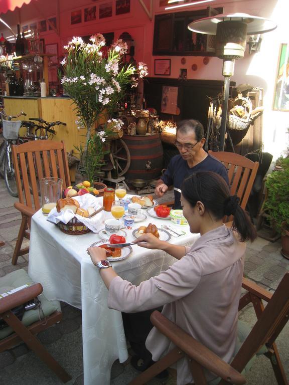 福纳吉沃尔特住宿加早餐旅馆 瓦茨 外观 照片