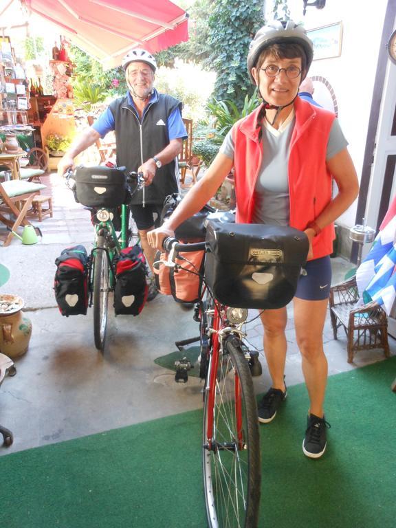 福纳吉沃尔特住宿加早餐旅馆 瓦茨 外观 照片